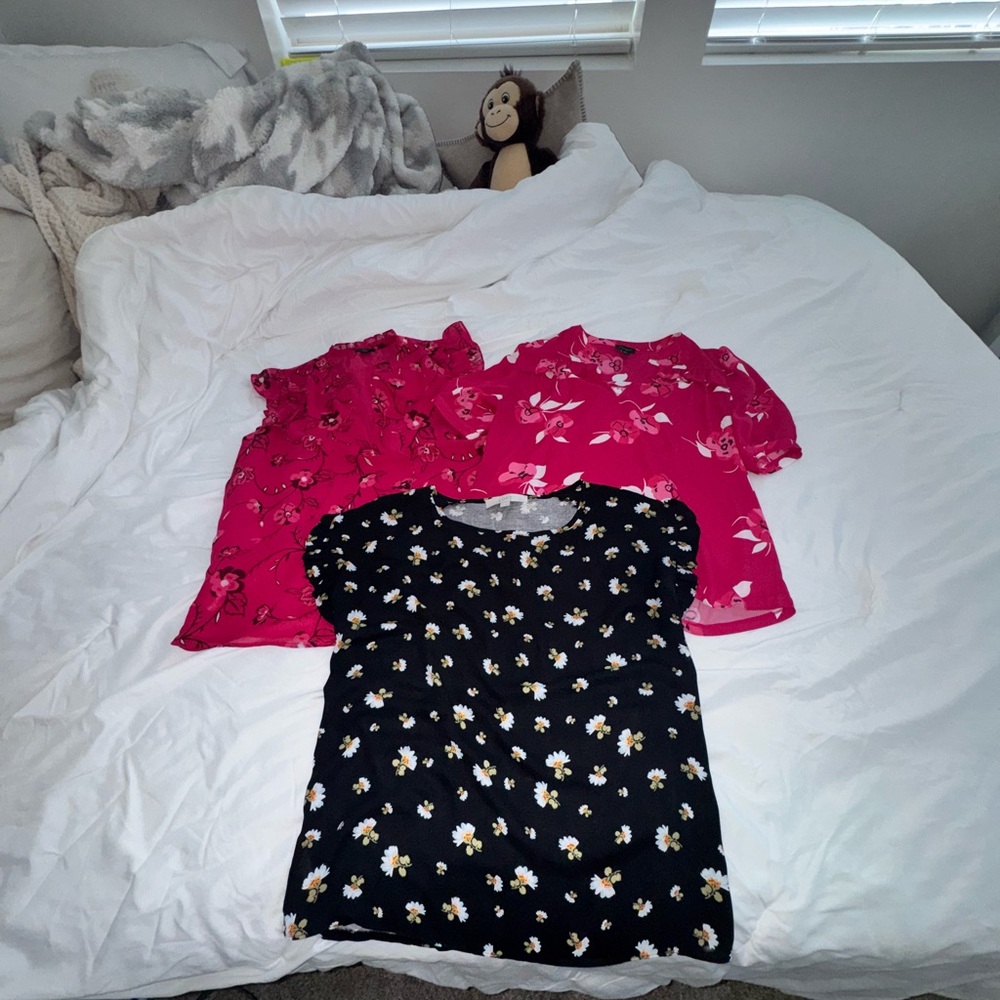 Floral Blouse Trio in Black and Pink